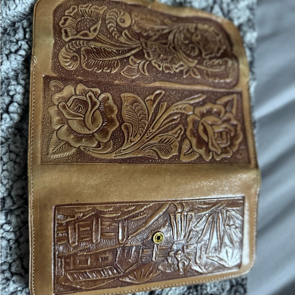 Vintage Brown Embossed Leather Wallet